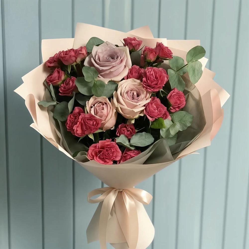 Букет цветов из: Гвоздики и Розы в Голышманово