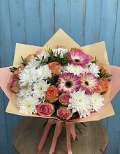 Букет цветов из:  Розы, Герберы и Хризантемы в Голышманово
