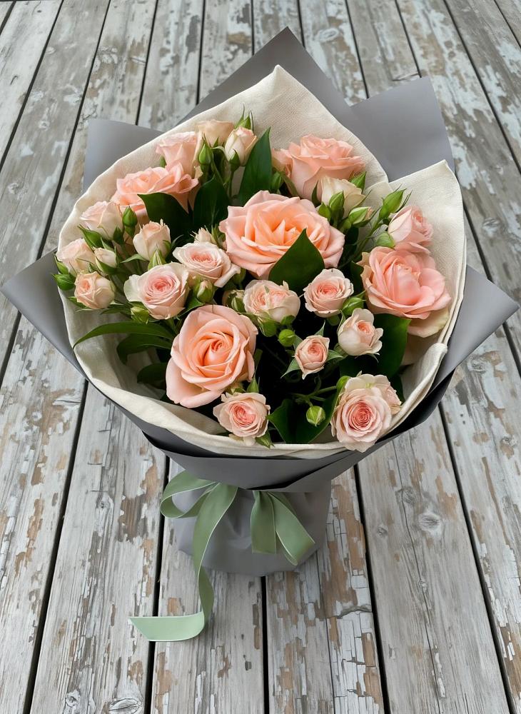 Букет цветов из: Розы в Голышманово