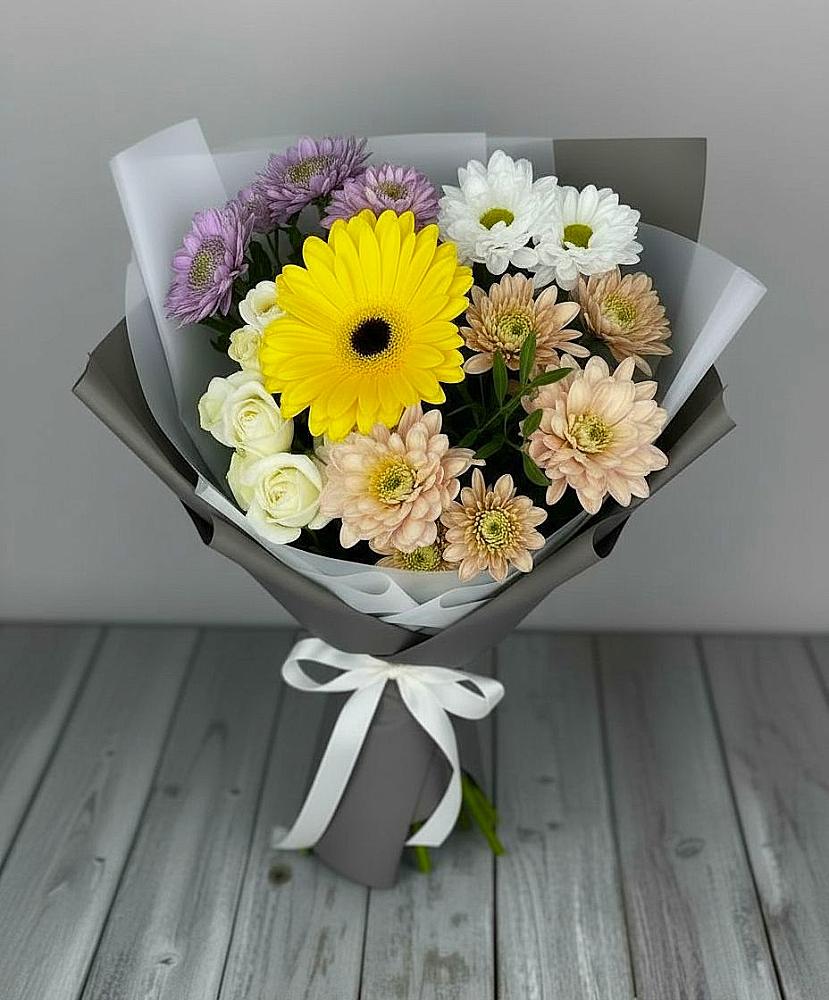 Букет цветов из: Розы, Герберы и Хризантемы в Голышманово