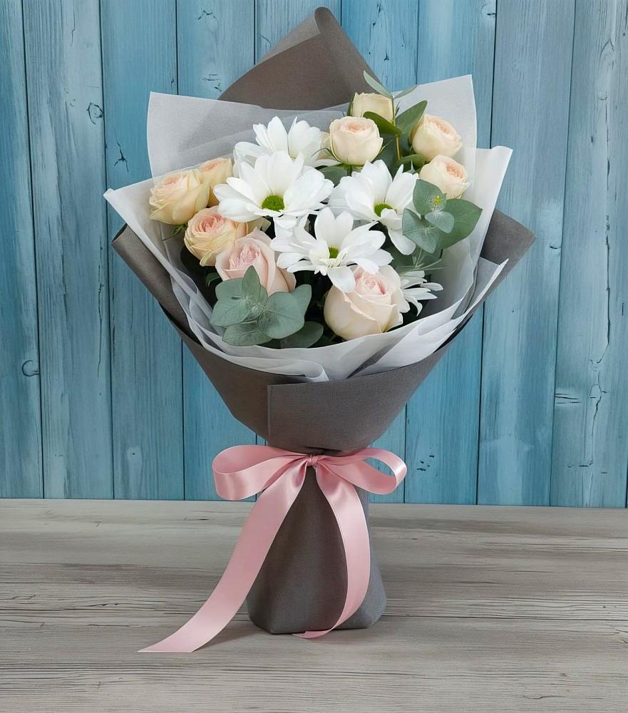 Букет цветов из: Хризантемы и Розы в Голышманово