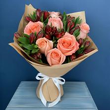 Букет цветов из:  Розы и Альстромерии в Голышманово