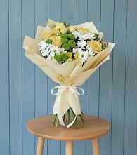 Букет цветов из:  Хризантемы и Розы в Голышманово