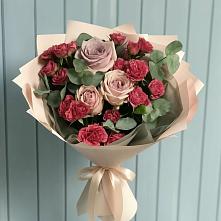 Букет цветов из:  Гвоздики и Розы в Голышманово