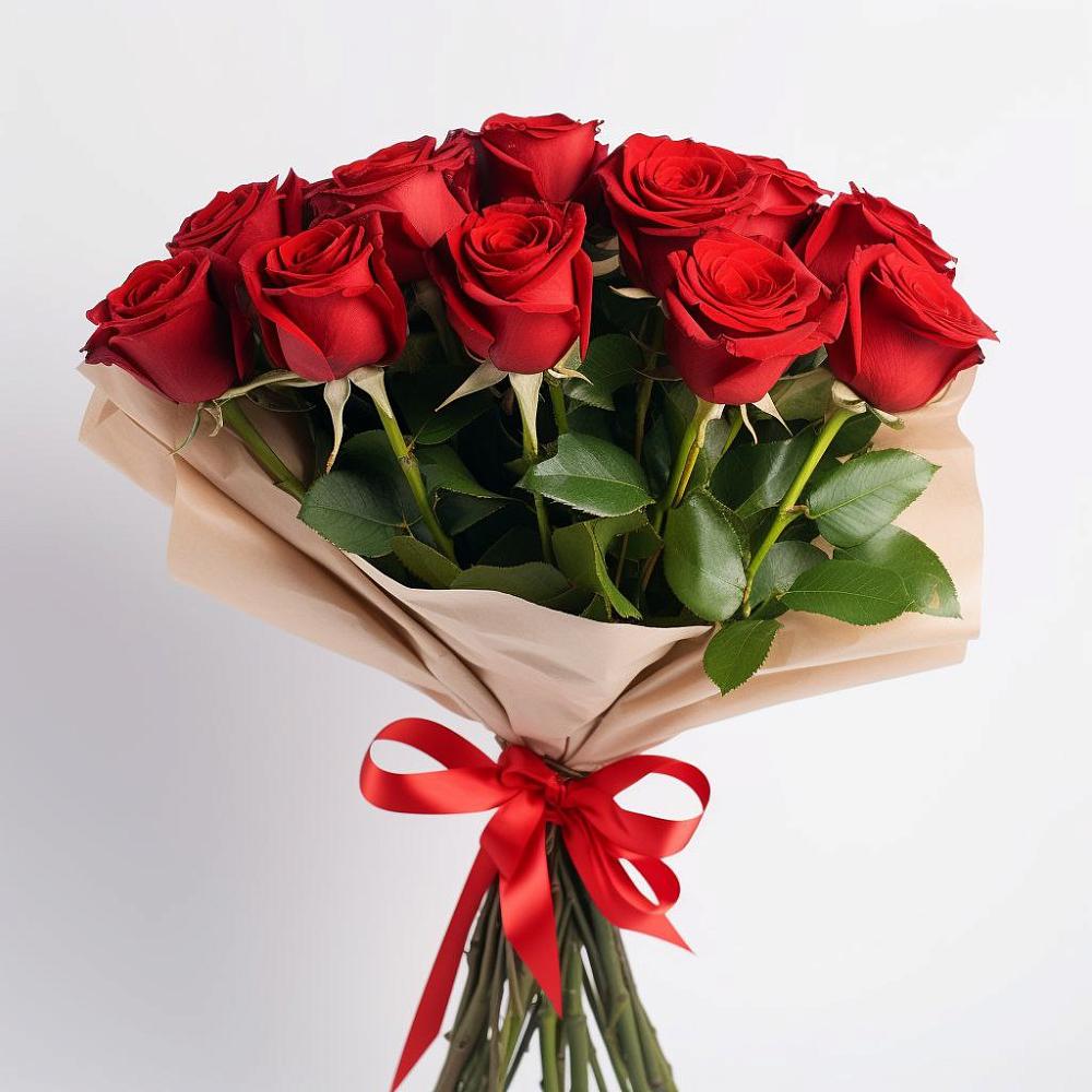 Букет 11 Красных роз Эдлесс Лав в Голышманово