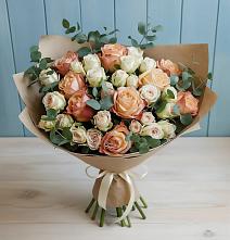 Букет цветов из:  Альстромерии и Розы в Голышманово